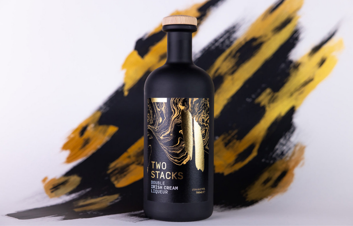 Forkæl dine sanser – bestil din Two Stacks double Irish 70 cl. Køb nu! 🇮🇪